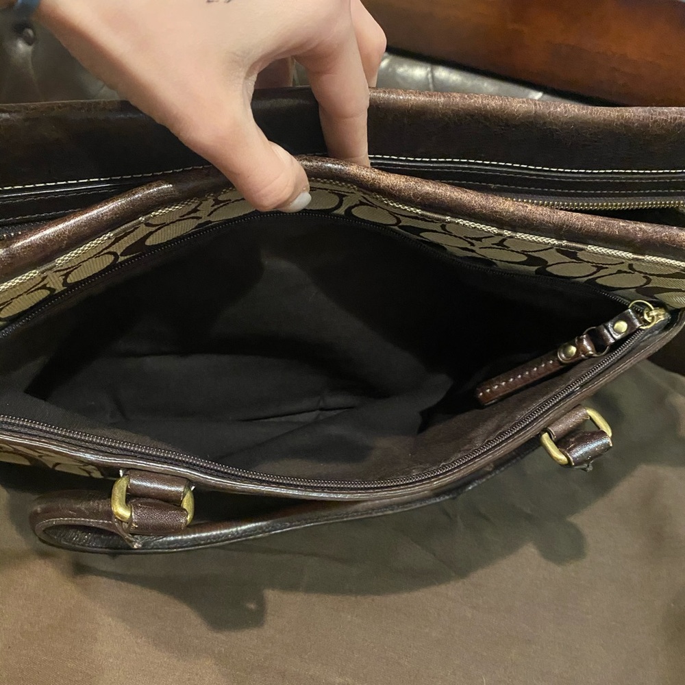 Coach Bag - Picture 3 of 14